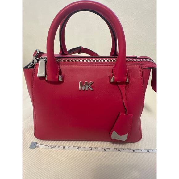 Michael Michael Kors NOLITA MINI MESSENGER excellent condition NWOT - Picture 7 of 15